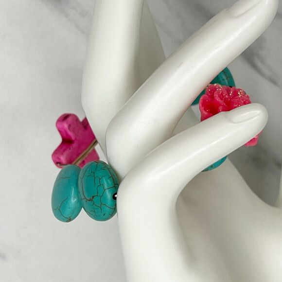 Silver Tone Faux Turquoise Beaded Pink Cross Small Wire Bangle Bracelet - Picture 6 of 10